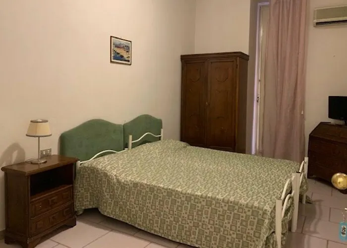 Hotel Borbone Di Napoli